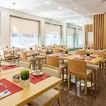 Centro, Affiliated By Melia מלון