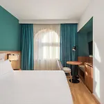 Centro, Affiliated By Melia מלון 3*