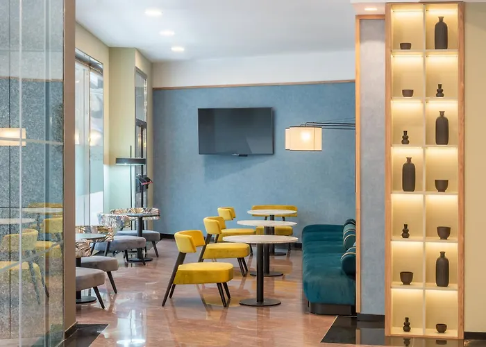 Centro Affiliated By Melia 3* 엘체