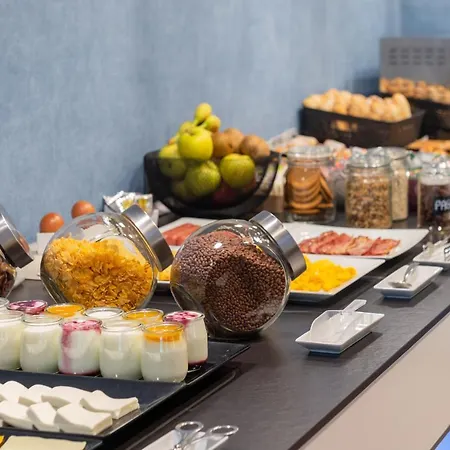 Hotel Centro , Affiliated By Melia 3*