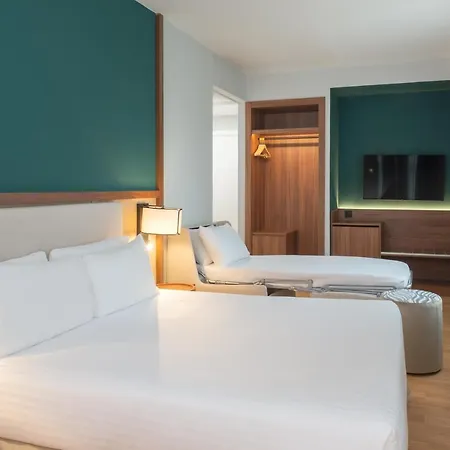 Hotel Centro , Affiliated By Melia