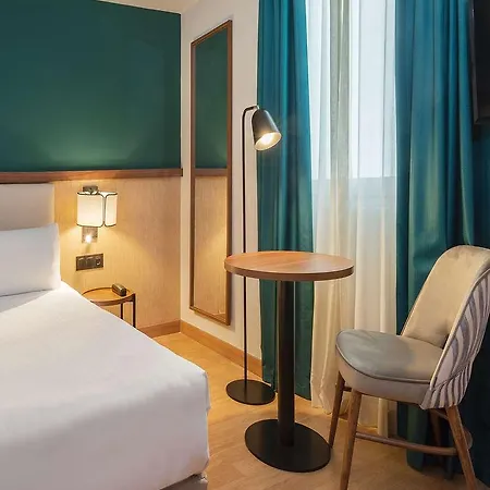 Centro , Affiliated By Melia 3* אלצ'ה