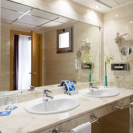 Centro , Affiliated By Melia