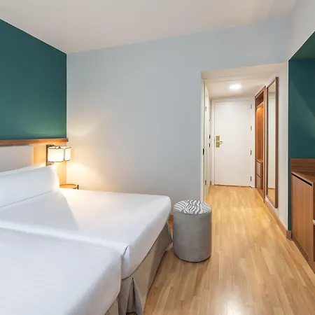 מלון Centro , Affiliated By Melia אלצ'ה