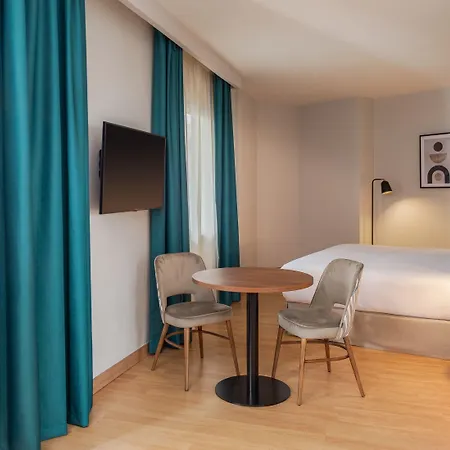 Centro , Affiliated By Melia 3* אלצ'ה