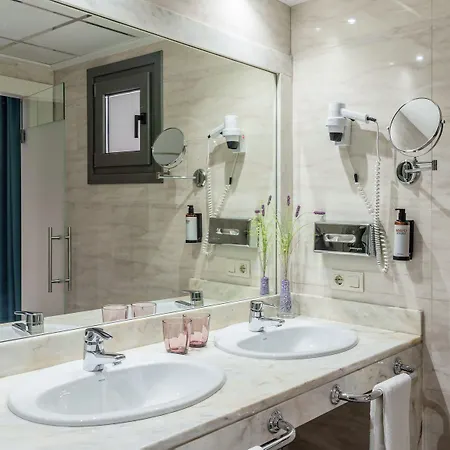 Centro , Affiliated By Melia 3*