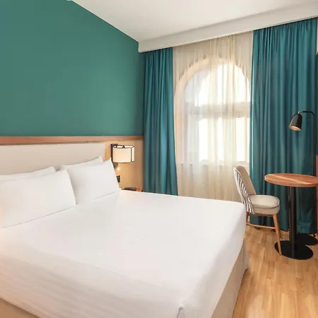 Centro, Affiliated By Melia Ξενοδοχείο 3*