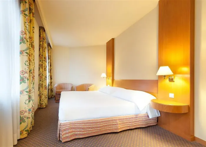 Centro Affiliated By Melia Hotell Elche