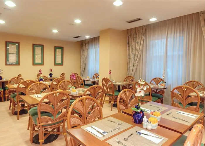 Hotell Centro Affiliated By Melia