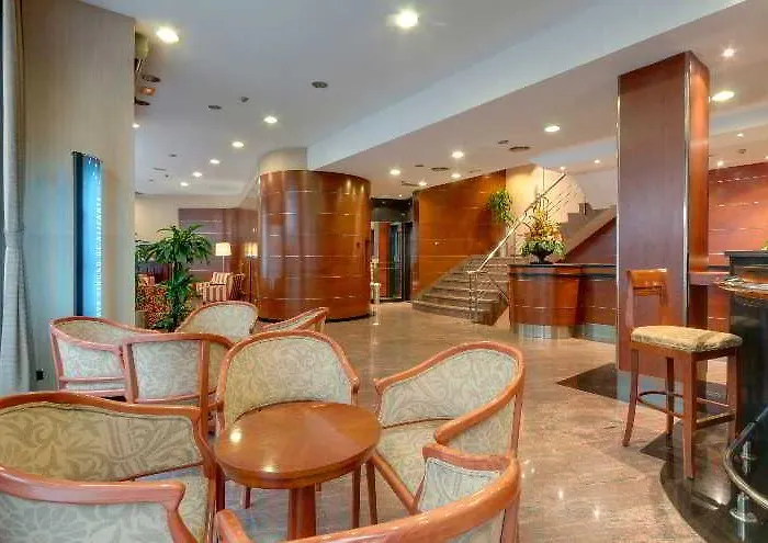 מלון Centro Affiliated By Melia 3*