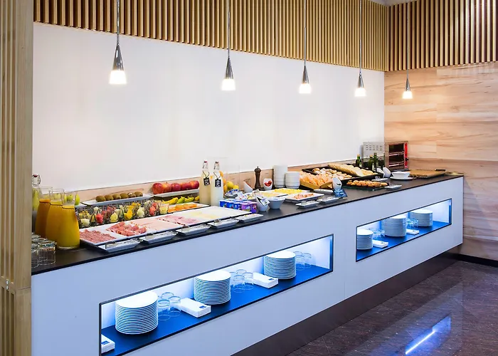 Centro Affiliated By Melia Elche