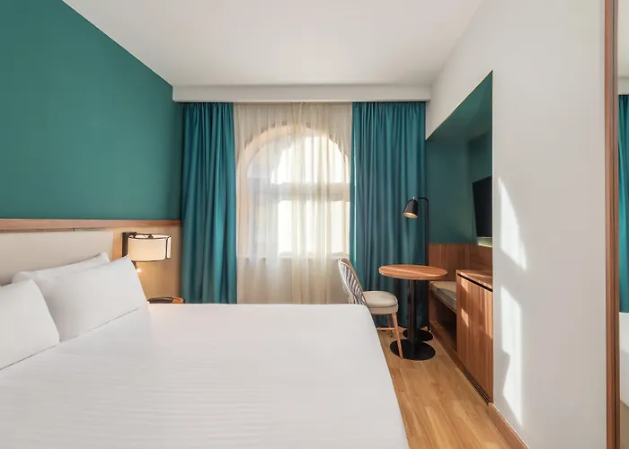 Centro Affiliated By Melia Hotell Elche