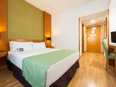 מלון Centro, Affiliated By Melia 3*