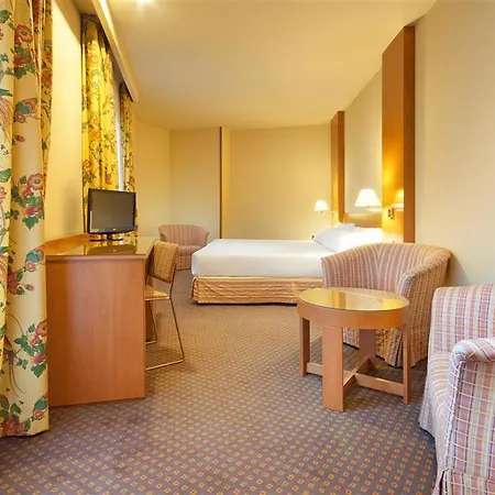 Centro , Affiliated By Melia Elche