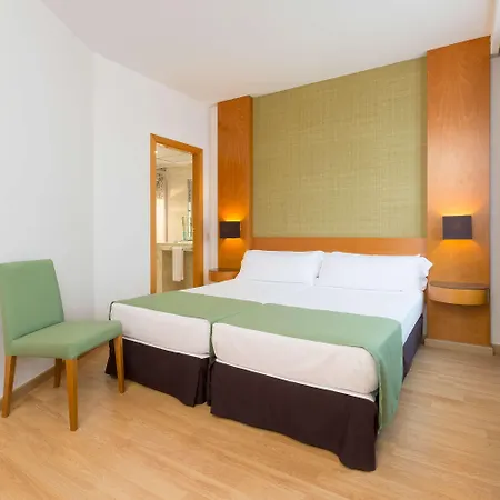 מלון Centro, Affiliated By Melia 3*