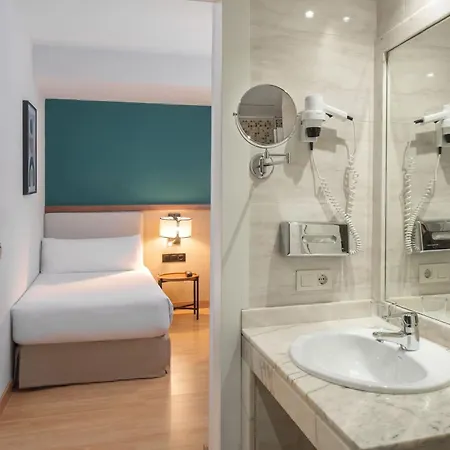 Centro, Affiliated By Melia 3* אלצ'ה