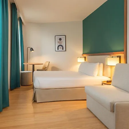 Hotel Centro, Affiliated By Melia 3*